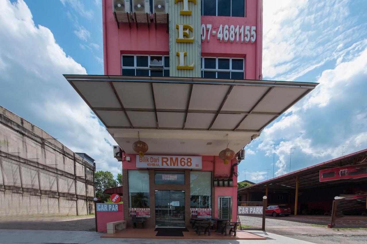 Super Oyo 90385 H3 Hotel Yong Peng Exterior foto